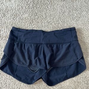 Lululemon Size 6 Speed Up Black Shorts
